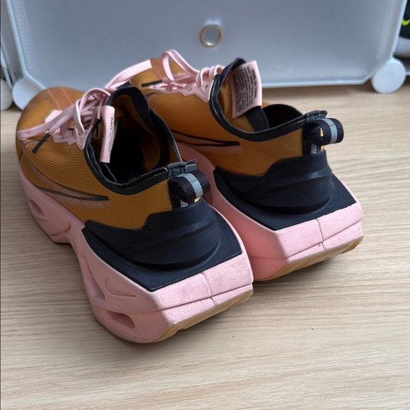 Nike Women's Pink and Gold Sneakers - Picture 4 of 4